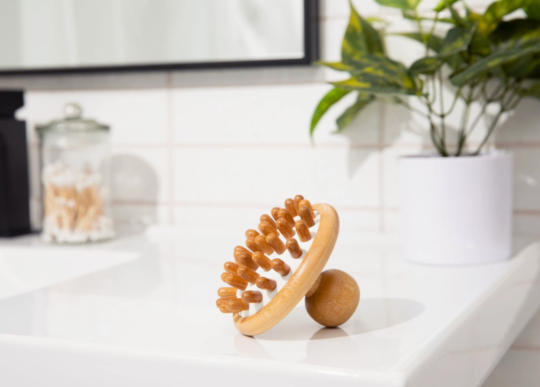 Bamboo Stimulating Scalp Massager